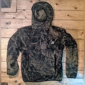 Nike Vintage ACG Therma-Fit Camo Wolf Tree Hoody |Rare Nike Hiking Hoodie size M